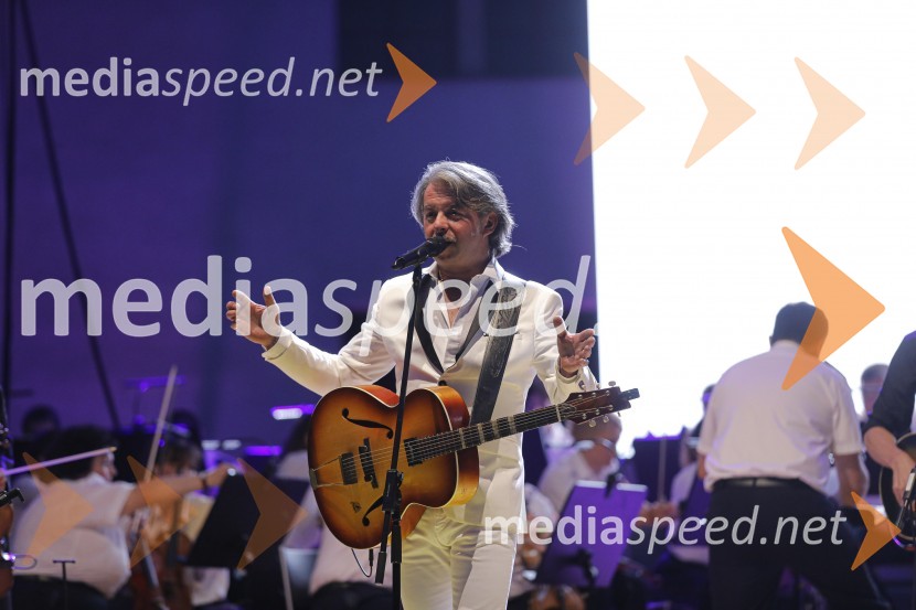  Robert Pešut - Magnifico, glasbenikKresna noč 2019, dobrodelna prireditev Lions kluba Ljubljana