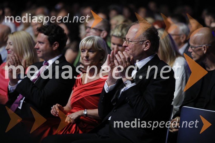  ... ;  Sonja Poljanšek Škrabec, lastnica Welness centra Sunny;  Janez  Škrabec, direktor Riko d.o.o., predsednik Slovensko-ruskega poslovnega sveta, častni konzul BelorusijeKresna noč 2019, dobrodelna prireditev Lions kluba Ljubljana