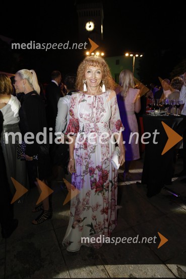  Lilijana Kastelic, oblikovalkaKresna noč 2019, dobrodelna prireditev Lions kluba Ljubljana