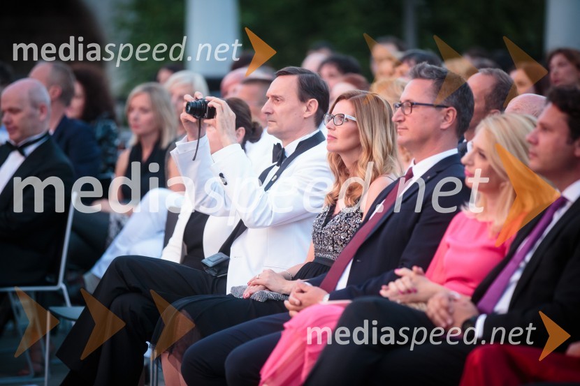  ... ;  ... ;  Blaž Ahčan, direktor Go Green, predsednik Lions Kluba Ljubljana IliriaKresna noč 2019, dobrodelna prireditev Lions kluba Ljubljana