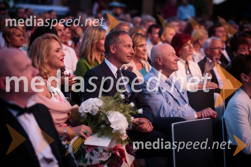  ... ;  ... ;  Stanislav  Škrabec, nekdanji direktor, Riko RibnicaKresna noč 2019, dobrodelna prireditev Lions kluba Ljubljana