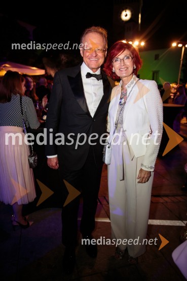  Janez  Škrabec, direktor Riko d.o.o., predsednik Slovensko-ruskega poslovnega sveta, častni konzul Belorusije;  Darinka Pavlič Kamien, strokovnjakinja za komuniciranjeKresna noč 2019, dobrodelna prireditev Lions kluba Ljubljana