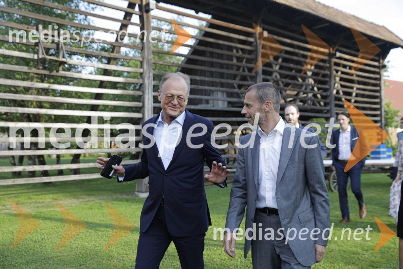  Janez  Škrabec, direktor Riko d.o.o., predsednik Slovensko-ruskega poslovnega sveta, častni konzul Belorusije;  Aleksander Čeferin, odvetnik in predsednik UEFEPogovorni večer z Aleksandrom Čeferinom