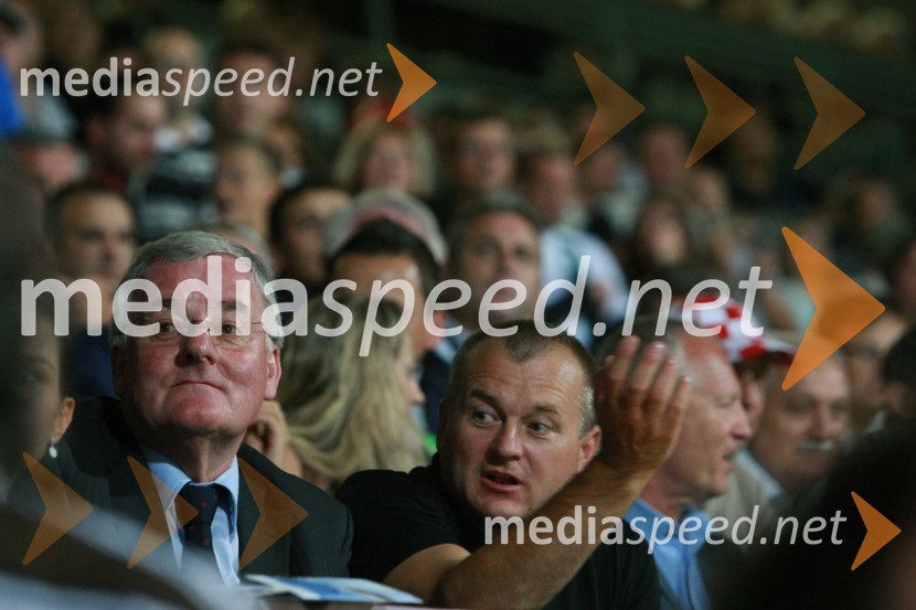 Rudi Zavrl, predsednik Nogometne zveze Slovenije in Franc Kangler, župan MariboraSlovenija : Hrvaška, nogomet, prijateljska tekma, zakulisje