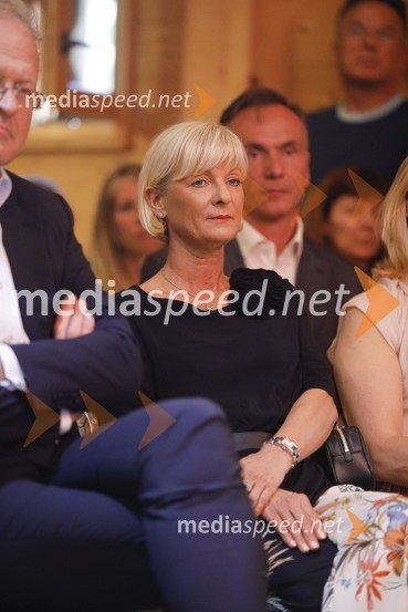  Sonja Poljanšek Škrabec, lastnica Welness centra SunnyPogovorni večer z Aleksandrom Čeferinom