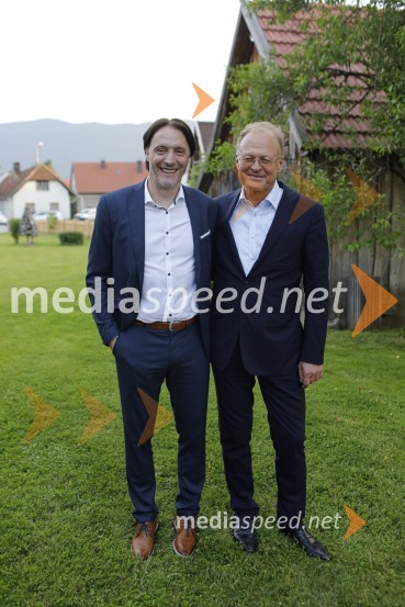  Miran Pavlin, nekdanji nogometaš;  Janez  Škrabec, direktor Riko d.o.o., predsednik Slovensko-ruskega poslovnega sveta, častni konzul BelorusijePogovorni večer z Aleksandrom Čeferinom