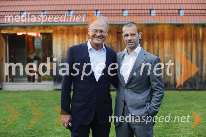  Janez  Škrabec, direktor Riko d.o.o., predsednik Slovensko-ruskega poslovnega sveta, častni konzul Belorusije;  Aleksander Čeferin, odvetnik in predsednik UEFEPogovorni večer z Aleksandrom Čeferinom