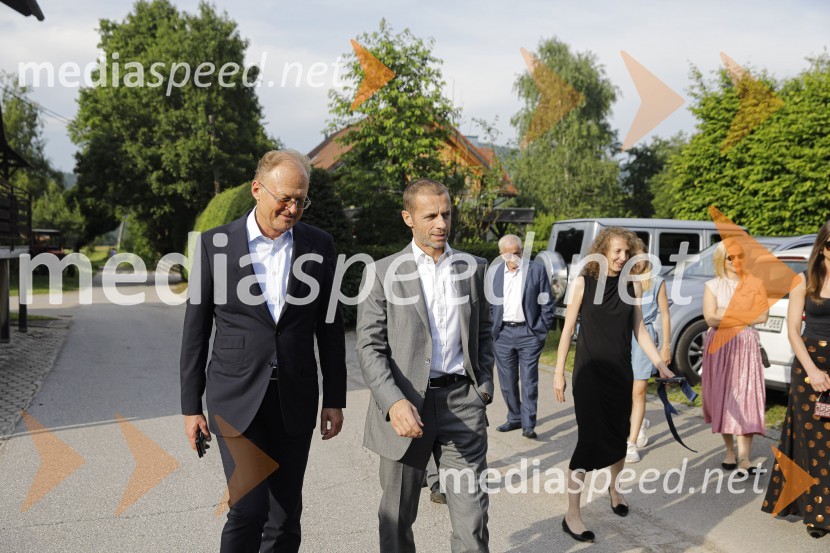  Janez  Škrabec, direktor Riko d.o.o., predsednik Slovensko-ruskega poslovnega sveta, častni konzul Belorusije;  Aleksander Čeferin, odvetnik in predsednik UEFEPogovorni večer z Aleksandrom Čeferinom
