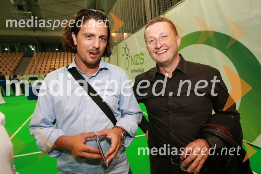 Zlatko Zahovič, športni direktor NK Maribor in Danilo Steyer, vinogradništvo Steyer vina
Slovenija : Hrvaška, nogomet, prijateljska tekma, zakulisje