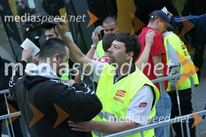 Slovenija : Hrvaška, nogomet, prijateljska tekma, zakulisje