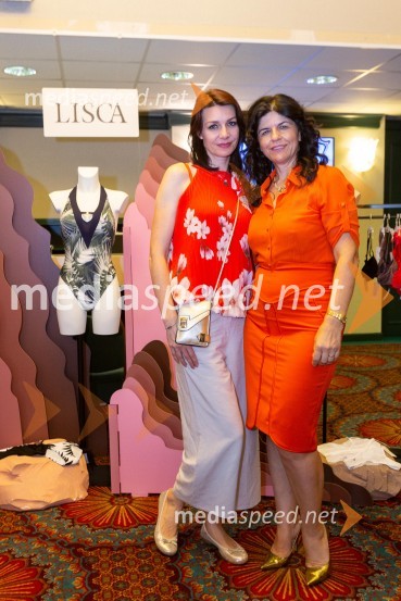  Tamara Busar, vodja projektov v marketingu, Lisca;  Vesna Južna, lastnica podjetja LiscaLisca predstavila kolekcijo pomlad - poletje 2020