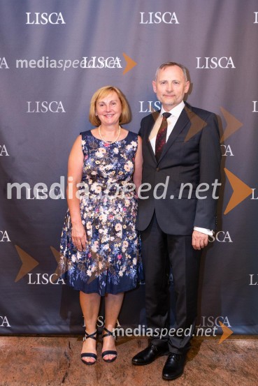  Helena Zidarič, direktorica Inplet;  Gorazd  Uratnik, direktor Lisca SrbijaLisca predstavila kolekcijo pomlad - poletje 2020