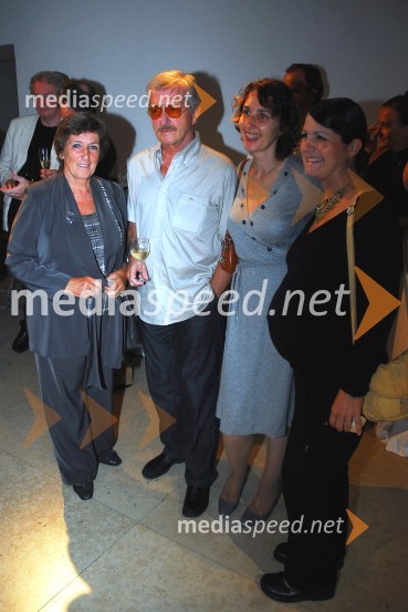 Metka Kenda, Jani Kenda, Mateja Klarič in Tina Bončina
Življenje je vrtiljak, praznovanje 75. letnice Jureta Robežnika