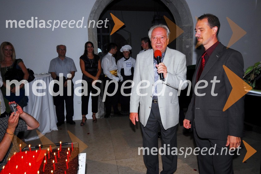 Jure Robežnik, skladatelj in Mirko Štular, odg. ur. Val 202Življenje je vrtiljak, praznovanje 75. letnice Jureta Robežnika