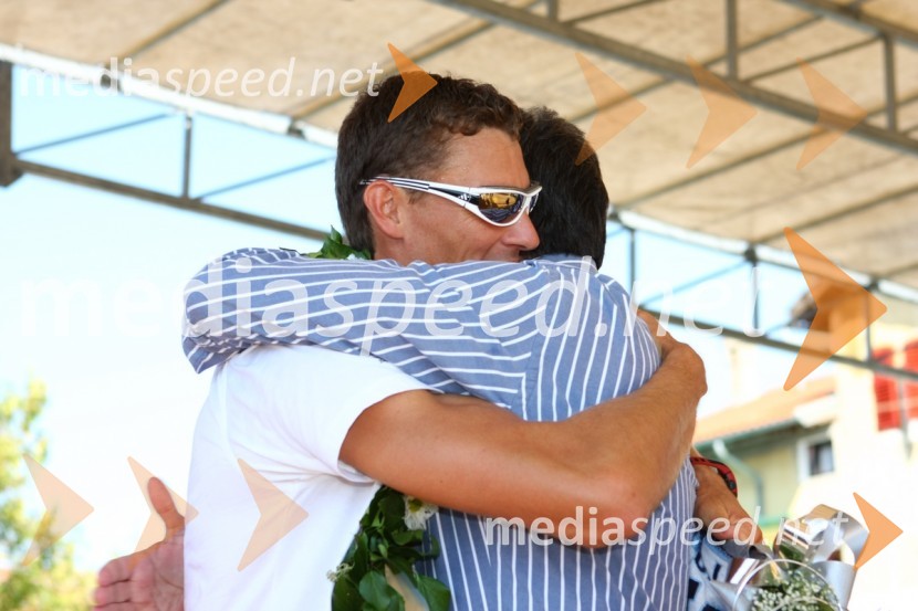Vasilij Žbogar, olimpijski jadralec, in izolski župan, Tomislav KlokočovnikSprejem Vasilija Žbogarja v Izoli