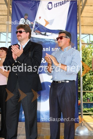 Igor Bavčar, predsednik uprave Istrabenz in nekdanji vodja Odbora za varstvo človekovih pravic, ter Tomislav Klokočovnik, izolski župan	 
	
	Sprejem Vasilija Žbogarja v Izoli