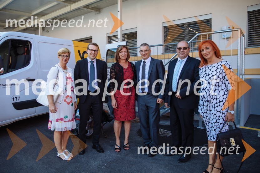 Odprtje novih poslovnih prostorov pošte 1290 GrosupljeOdprtje novih poslovnih prostorov pošte 1290 Grosuplje