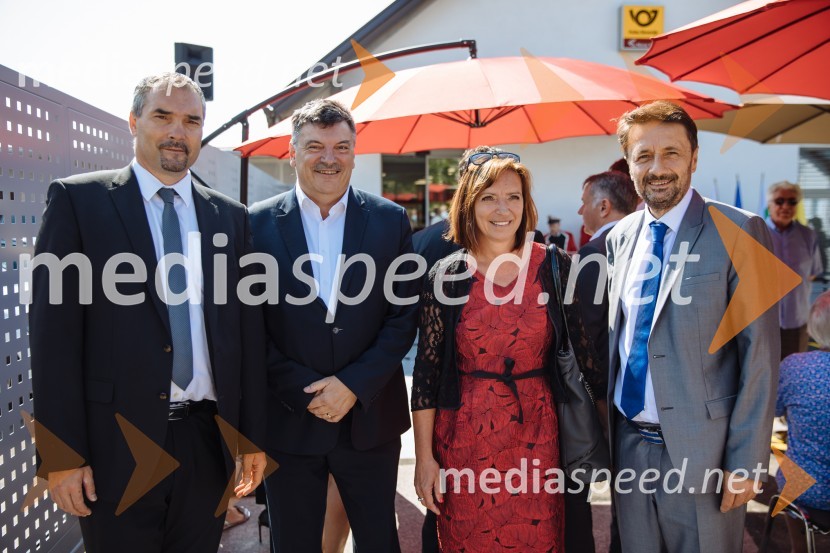 Odprtje novih poslovnih prostorov pošte 1290 Grosuplje