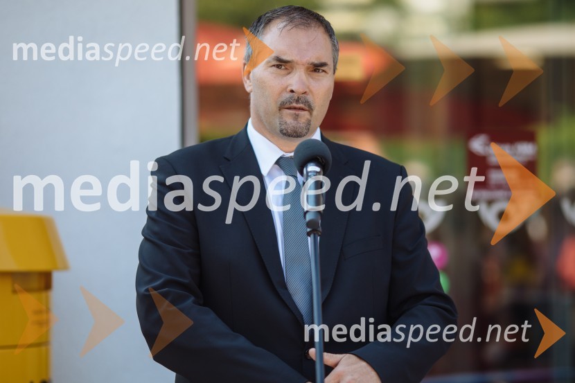 mag. Andrej Rihter, član uprave, Pošta Slovenije, d.o.o.Odprtje novih poslovnih prostorov pošte 1290 Grosuplje