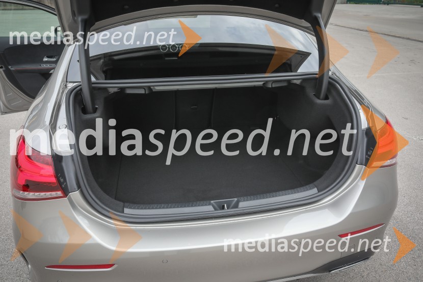 Mercedes-Benz razred A limuzina 2019 (V177)Mercedes-Benz A limuzina, GLC in GLC kupe, slovenske predstavitve