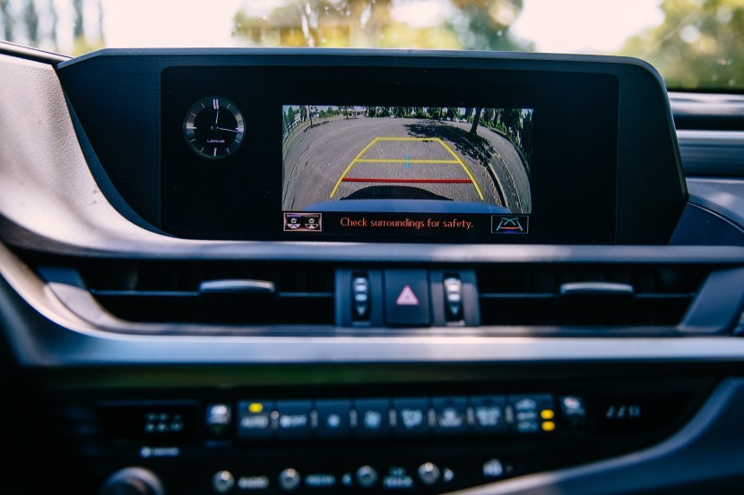 Lexus ES300h F-SportLexus ES300h F-Sport, mediaspeed test
