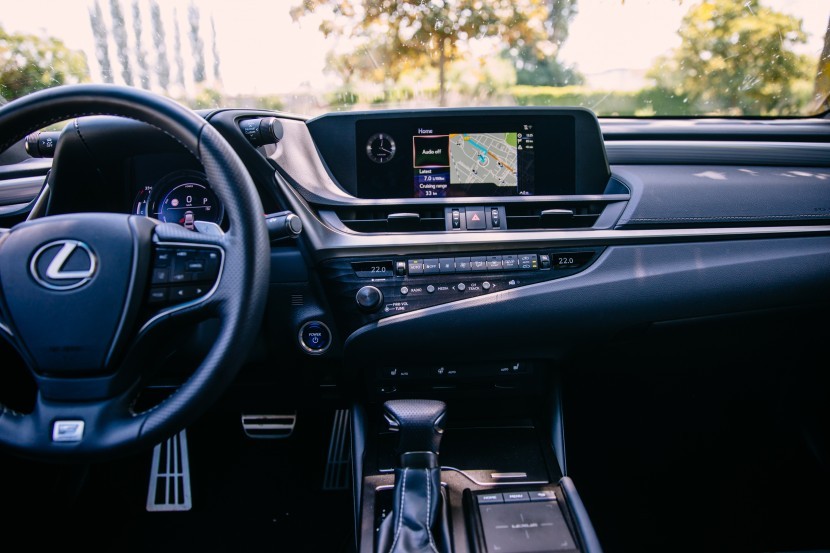 Lexus ES300h F-SportLexus ES300h F-Sport, mediaspeed test