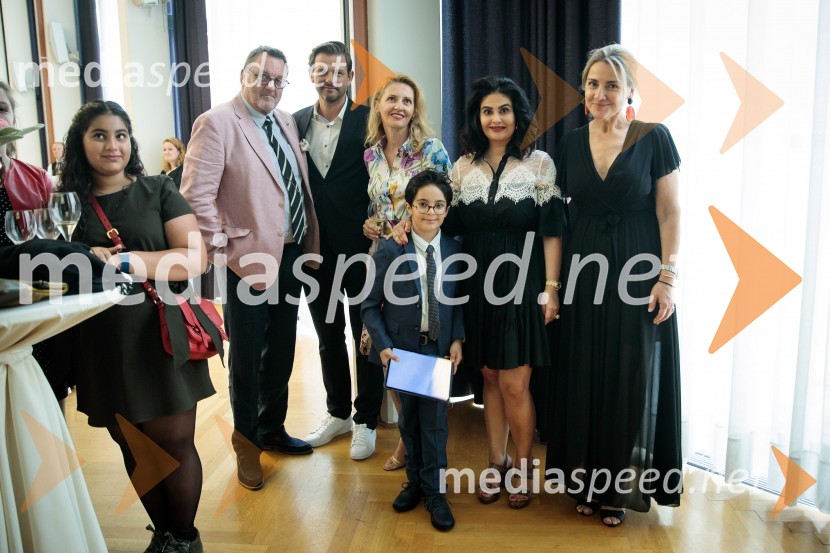  Nelly Mekkawy;  ... ;  ... ;  ... ;  Ali Mekkawy;  Sherin Barakat;  ... Egiptovski nacionalni dan, praznovanje in sprejem egiptovskega veleposlanika