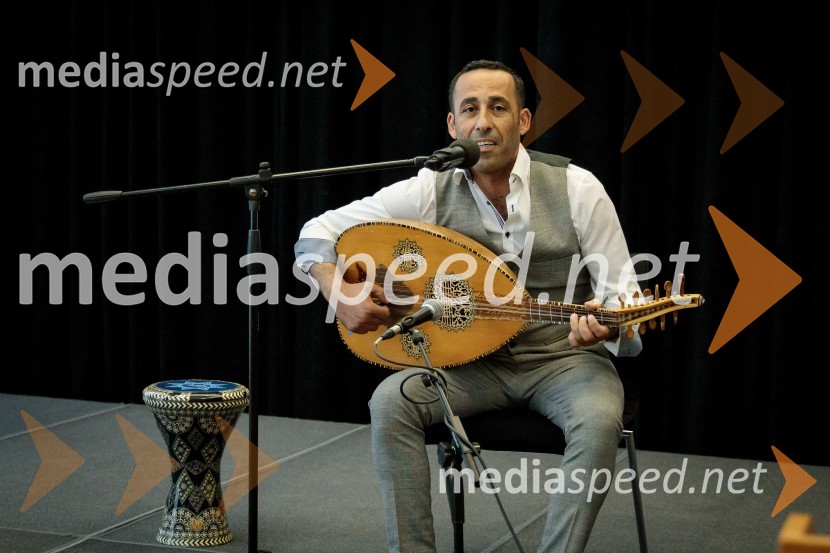  Mahmud Al-khatib, glasbenikEgiptovski nacionalni dan, praznovanje in sprejem egiptovskega veleposlanika