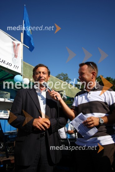 Karl Viktor Erjavec, minister za obrambo RS, in Dejan 
Jelačin, povezovalec programaSprejem Vasilija Žbogarja v Izoli