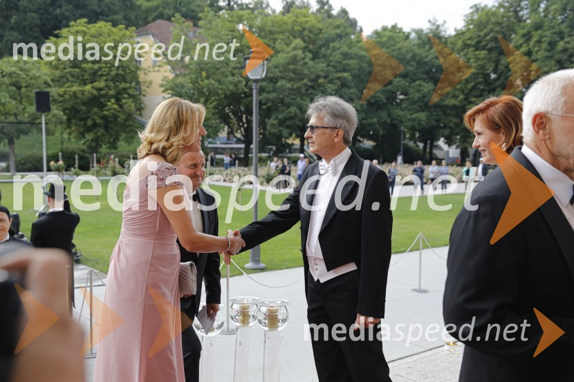  ... ;  ... ;  Franci Križan, organizator Aninega plesa;  Biserka Križan;  ... Anin ples 2019