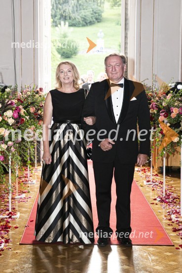  Sonja Cestnik; prof. dr. Bojan Cestnik, predsednik Rotary Cluba Ljubljana IlirijaAnin ples 2019