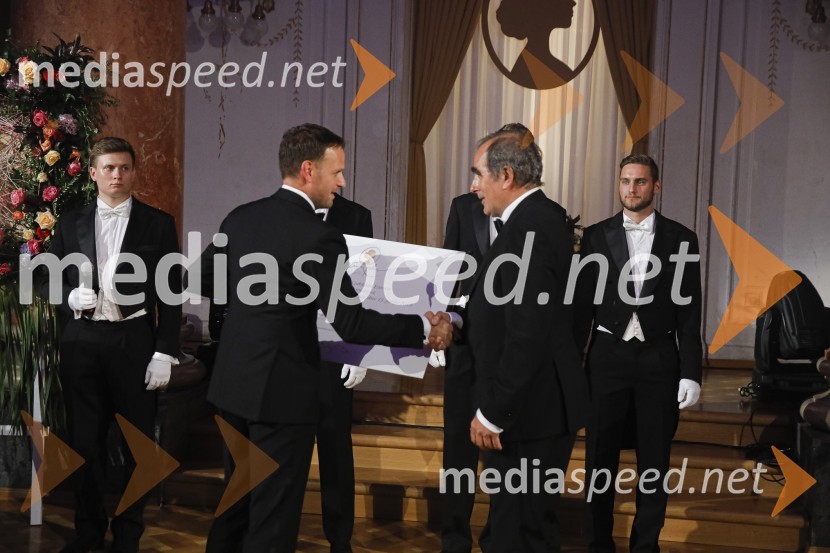  ... ;  Franci Bolta, direktor znamke Audi pri podjetju Porsche Slovenija d.o.o.;  ... ; prof. dr. Marjan Koršič, nevrokirurgAnin ples 2019