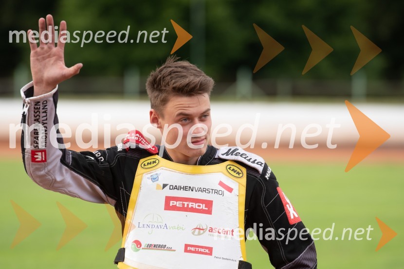 Matej Žagar do osemnajstega naslova