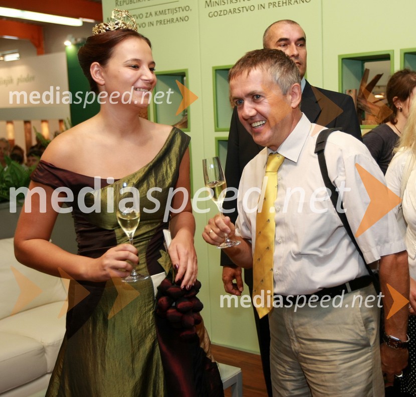 Svetlana Širec, Vinska kraljica Slovenije 2008 in Franc Pukšič, poslanec SDSOtvoritev 46. mednarodnega kmetijsko-živilskega sejma v Gornji Radgoni