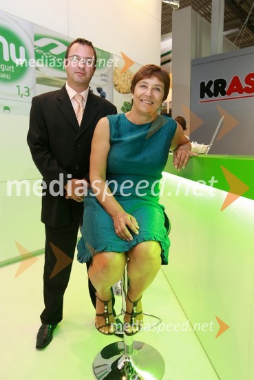 Grega Ermenc, izvršni direktor za trženje Ljubljanske mlekarne d.d. in Cvetana Rijavec, predsednica uprave Ljubljanske mlekarne d.d.Otvoritev 46. mednarodnega kmetijsko-živilskega sejma v Gornji Radgoni