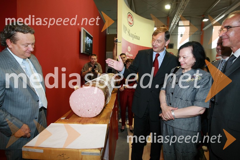 Iztok Jarc, minister za kmetijstvo, gozdarstvo in prehrano RS, dr. Danilo Türk, predsednik Republike Slovenije, soproga Barbara Miklič Türk in Janez Erjavec, direktor Pomurskega sejmaOtvoritev 46. mednarodnega kmetijsko-živilskega sejma v Gornji Radgoni