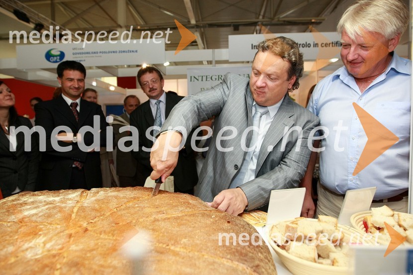 Iztok Jarc, minister za kmetijstvo, gozdarstvo in prehrano RS in Tomaž Blatnik, lastnik Pekarne BlatnikOtvoritev 46. mednarodnega kmetijsko-živilskega sejma v Gornji Radgoni
