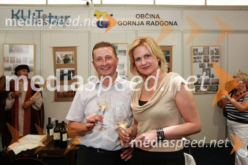 Danilo Steyer, vinogradništvo Steyer vina in Norma Bale, direktorica Zavoda za kulturo, turizem in promocijo Gornja RadgonaOtvoritev 46. mednarodnega kmetijsko-živilskega sejma v Gornji Radgoni