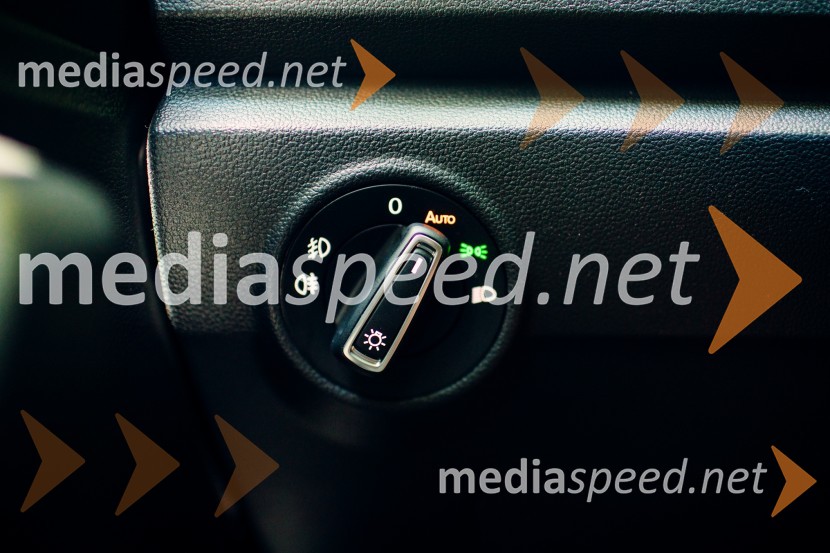 Volkswagen T-Roc Sport 2.0 TDI DSGVolkswagen T-Roc Sport 2.0 TDI DSG, mediaspeed test