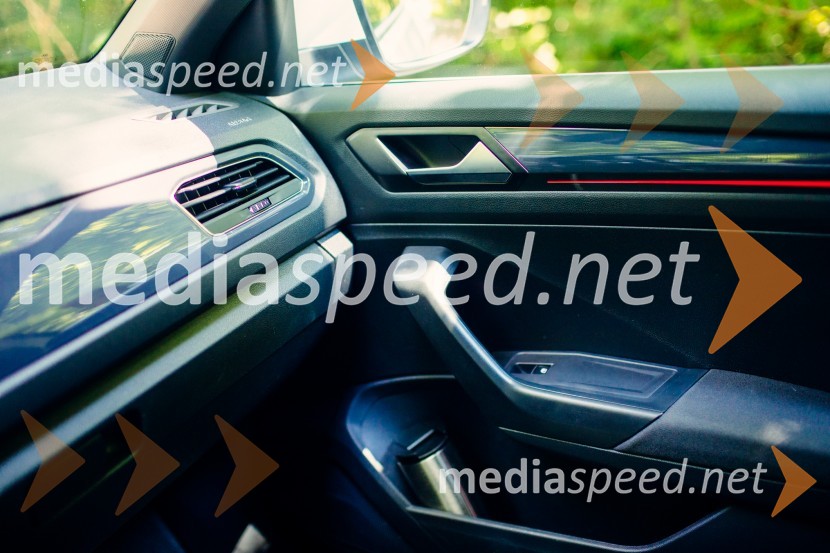 Volkswagen T-Roc Sport 2.0 TDI DSGVolkswagen T-Roc Sport 2.0 TDI DSG, mediaspeed test