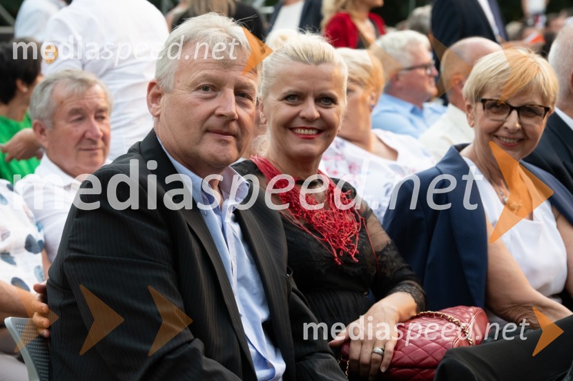  Robert Žižek, podjetnik;  ... ;  ... Državna proslava ob 100. obletnici združitve prekmurskih Slovencev z matičnim narodom