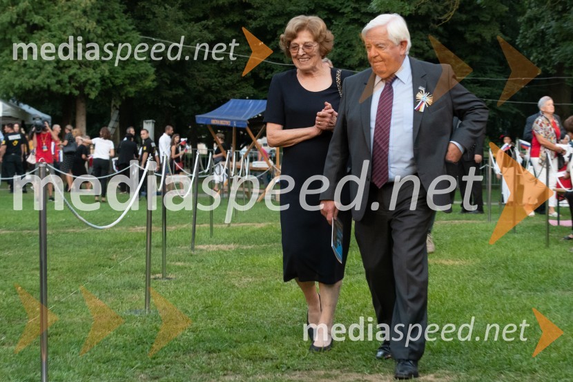  Štefka Kučan;  Milan Kučan, nekdanji predsednik Republike SlovenijeDržavna proslava ob 100. obletnici združitve prekmurskih Slovencev z matičnim narodom