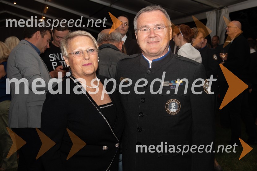  ... ;  Marjan Farič, saksofonistDržavna proslava ob 100. obletnici združitve prekmurskih Slovencev z matičnim narodom