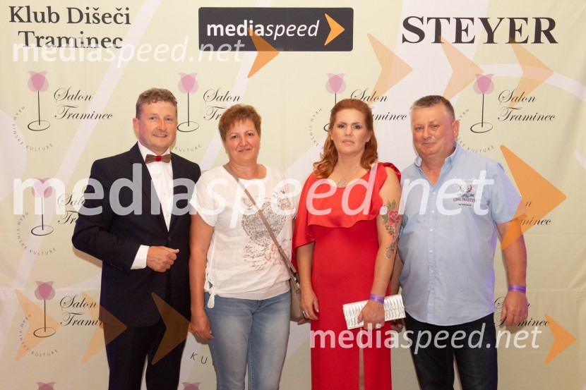  Danilo Steyer,   vinar, Steyer Vina; vinski vitez, predsednik Vinske reprezentance Slovenije;  ... ;  Magda Steyer, Steyer Vina;  ... 10. Salon Traminec 2019