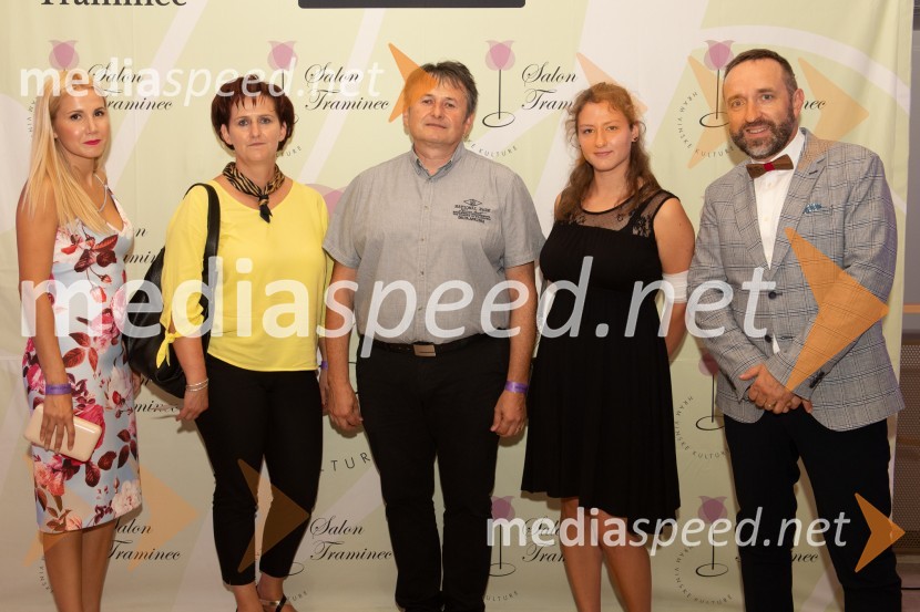  Natalija Cvetko, vodja projektov, Mediaspeed;  Anita Rajh, Avto Rajh d.o.o.;  Dušan Rajh, Avto Rajh d.o.o. Ljutomer - Murska Sobota;  ... ;  Borut  Cvetko, kreativni direktor, Mediaspeed10. Salon Traminec 2019