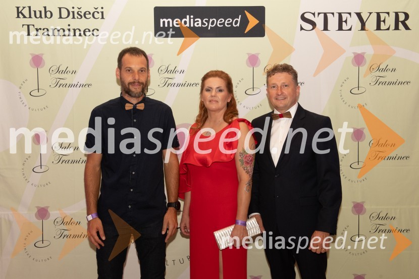  ... ;  Magda Steyer, Steyer Vina;  Danilo Steyer,   vinar, Steyer Vina; vinski vitez, predsednik Vinske reprezentance Slovenije10. Salon Traminec 2019