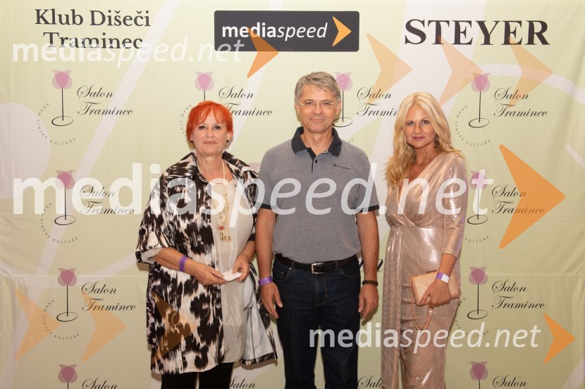  ... ;  ... ; mag. Norma Bale, pisateljica in predsednica kluba Dišeči Traminec10. Salon Traminec 2019