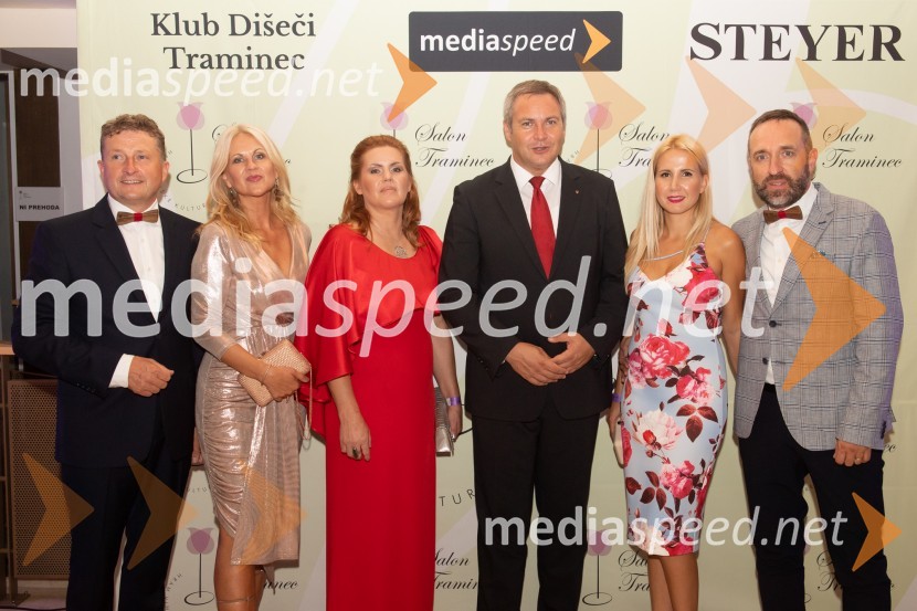  Danilo Steyer,   vinar, Steyer Vina; vinski vitez, predsednik Vinske reprezentance Slovenije; mag. Norma Bale, pisateljica in predsednica kluba Dišeči Traminec;  Magda Steyer, Steyer Vina; mag. Dejan Židan, predsednik Državnega zbora Republike Slovenije;  Natalija Cvetko, vodja projektov, Mediaspeed;  Borut  Cvetko, kreativni direktor, Mediaspeed10. Salon Traminec 2019