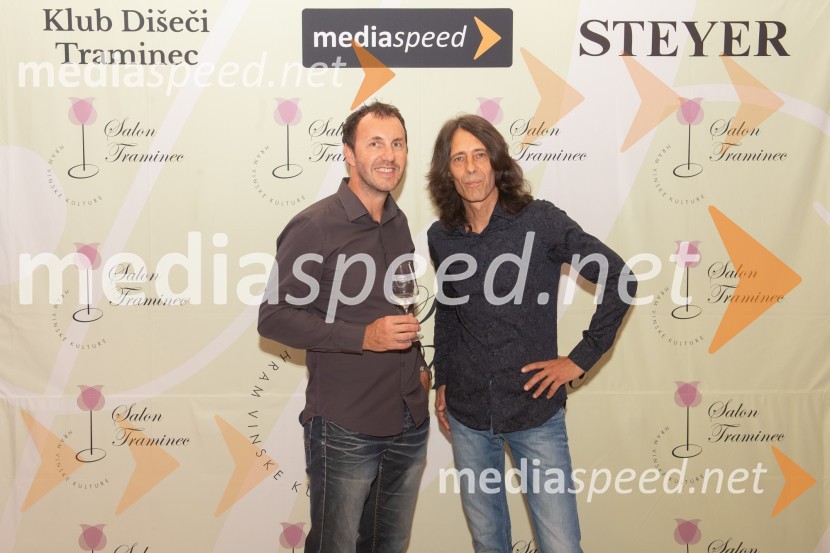  Jernej Dirnbek - Dimek, skupina MI2;  Davor Klarič, glasbenik10. Salon Traminec 2019