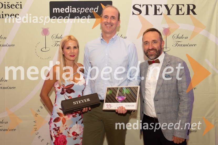  Natalija Cvetko, vodja projektov, Mediaspeed;  ... ;  Borut  Cvetko, kreativni direktor, Mediaspeed10. Salon Traminec 2019